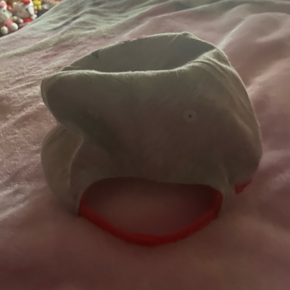 WDW Exclusive Hat NEW - Picture 2 of 5